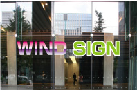 グラデーションや白フチ